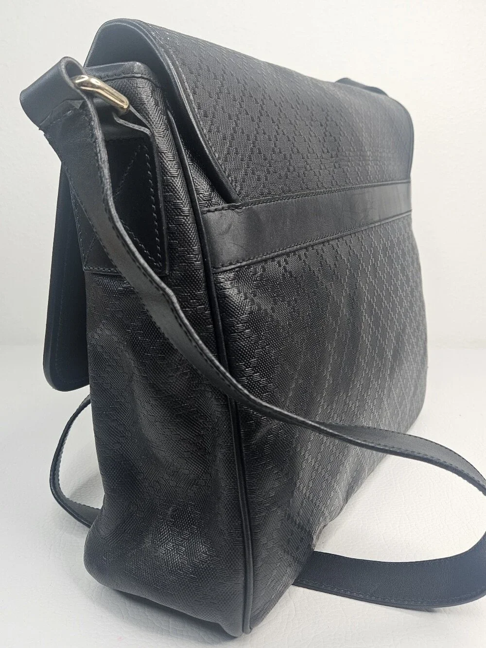 Authentic Gucci Black Diamante Messenger Crossbody Laptop Computer Bag